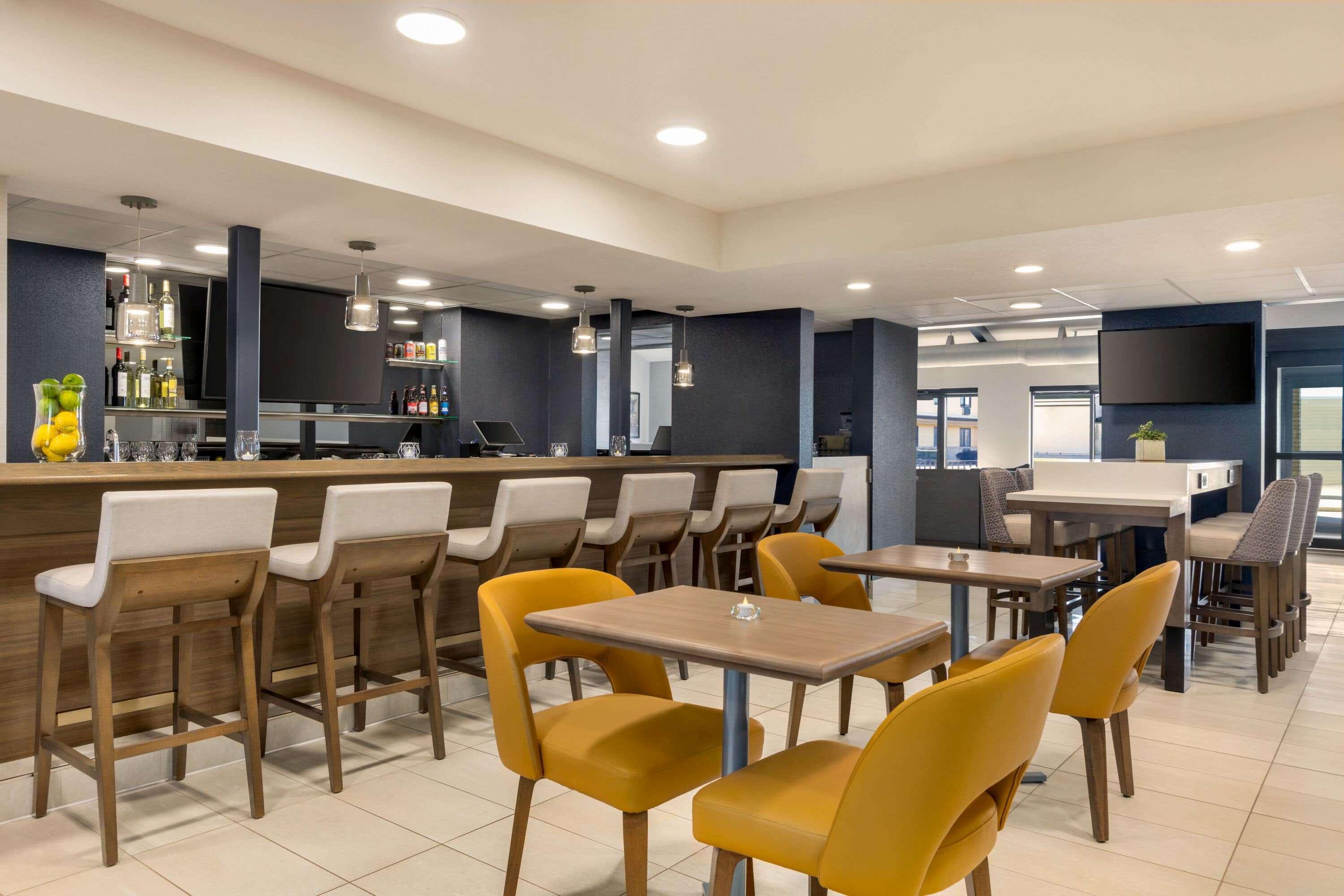Baymont By Wyndham Owatonna Hotell Exteriör bild