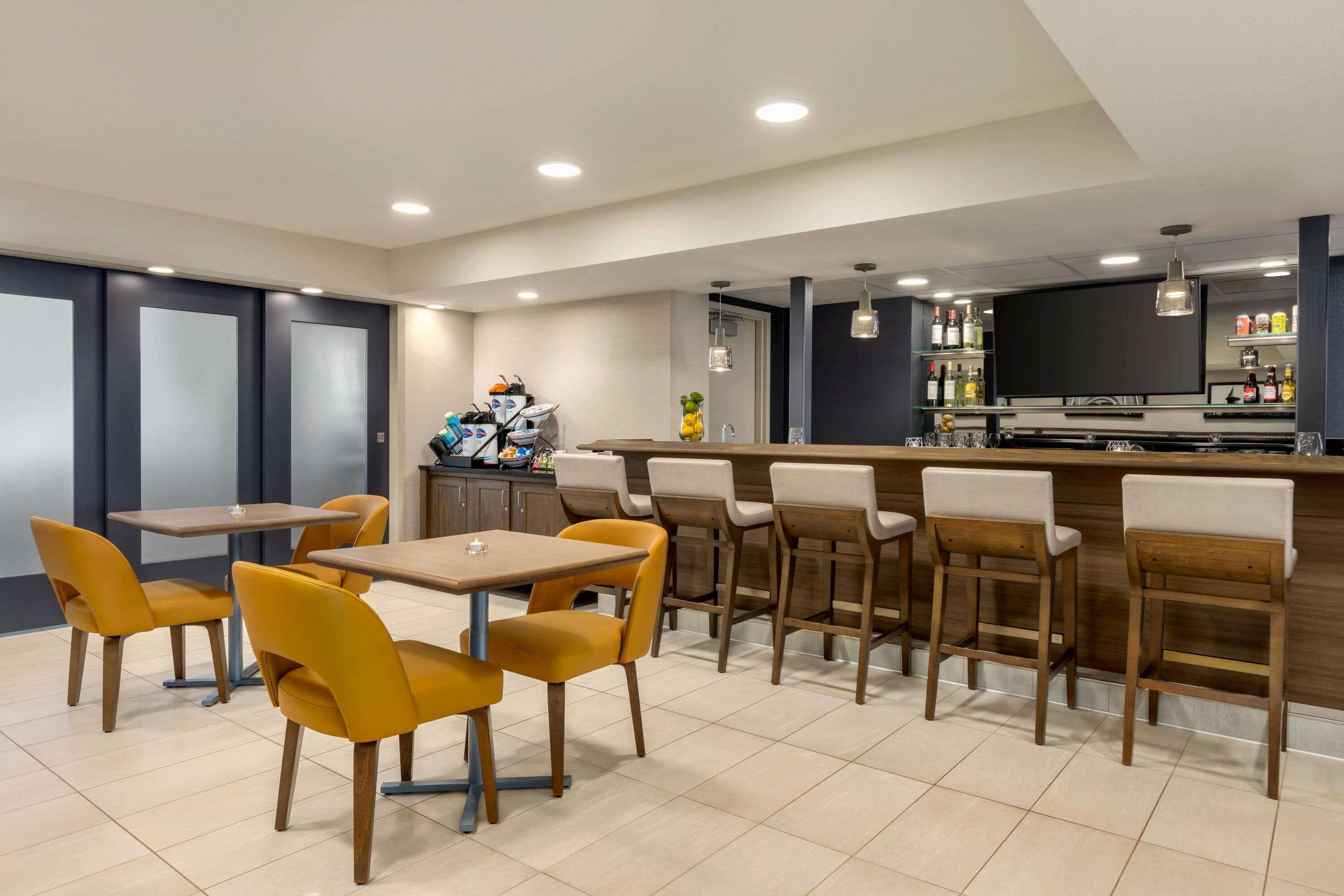 Baymont By Wyndham Owatonna Hotell Exteriör bild